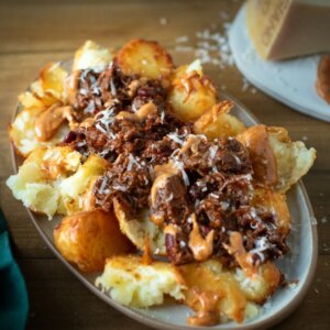 Cuisinez comme un chef : bœuf braisé au piment et pommes de terre rôties avec sauce taco