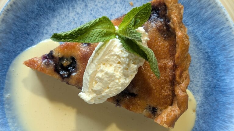 La tarte classique aux myrtilles et aux amandes d&rsquo;Alex Petit