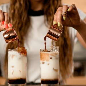 Un guide pour préparer de délicieux cafés glacés à la maison