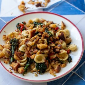 Cuisine italienne de Donal : Orecchiette aux légumes verts et pangratto épicé