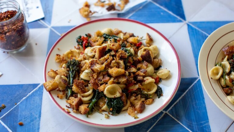 Cuisine italienne de Donal : Orecchiette aux légumes verts et pangratto épicé