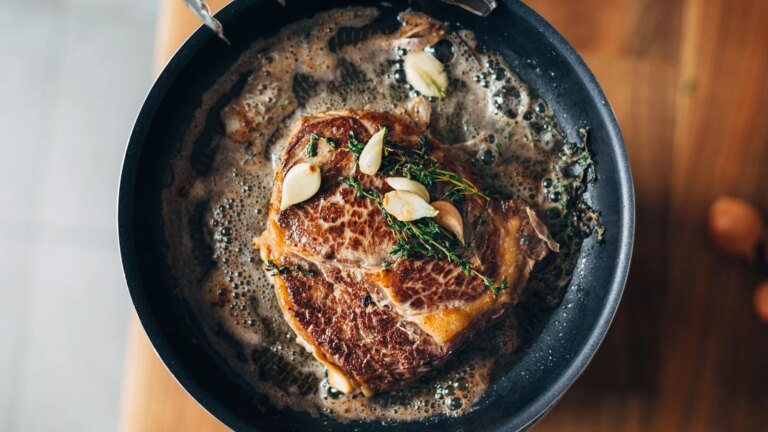 Marco Pierre White explique comment cuisiner le steak parfait
