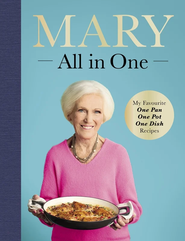 La couverture du livre de cuisine de Mary Berry, Mary All In One